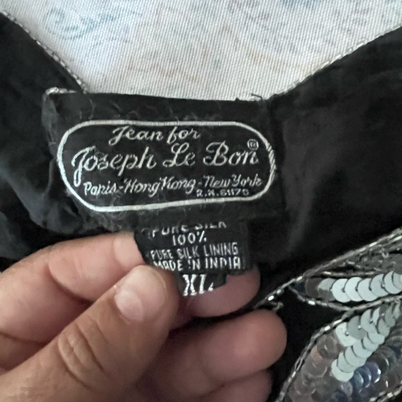 Jean for Joseph le bon black Sequin Embellished Rounded Neck Short Sleeve Blouse - Picture 8 of 10